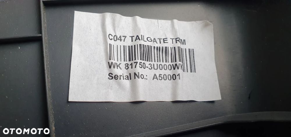 Tapicerka osłona klapy bagażnika Kia Sportage III 81751-3U000 - 7