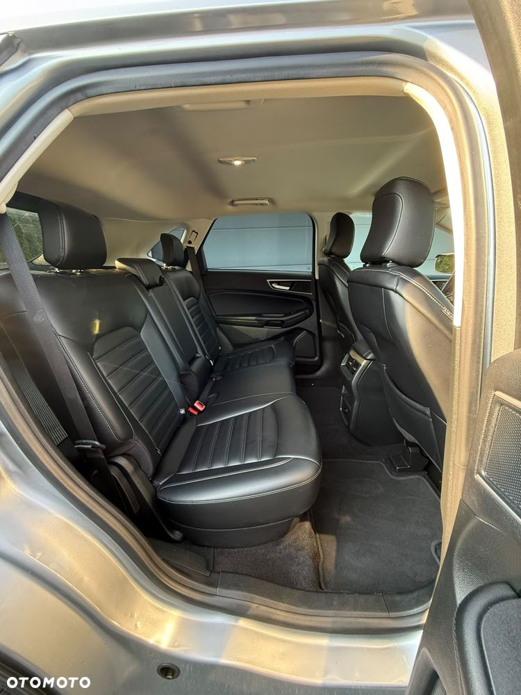 Ford Edge - 8