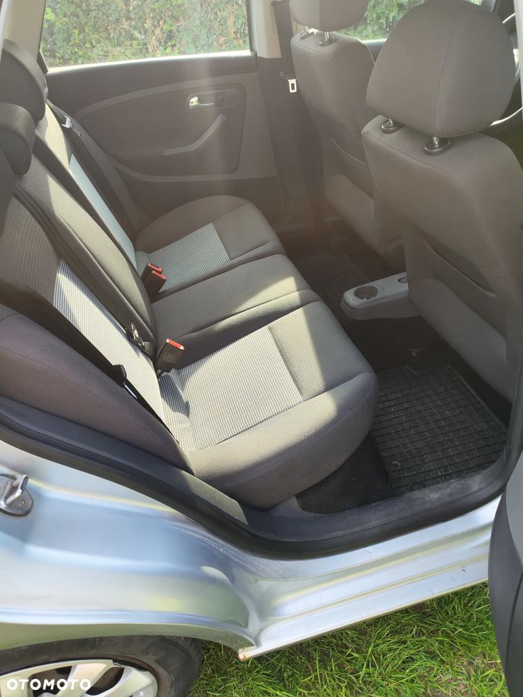Seat Ibiza 1.4 16V Comfort Edition - 13