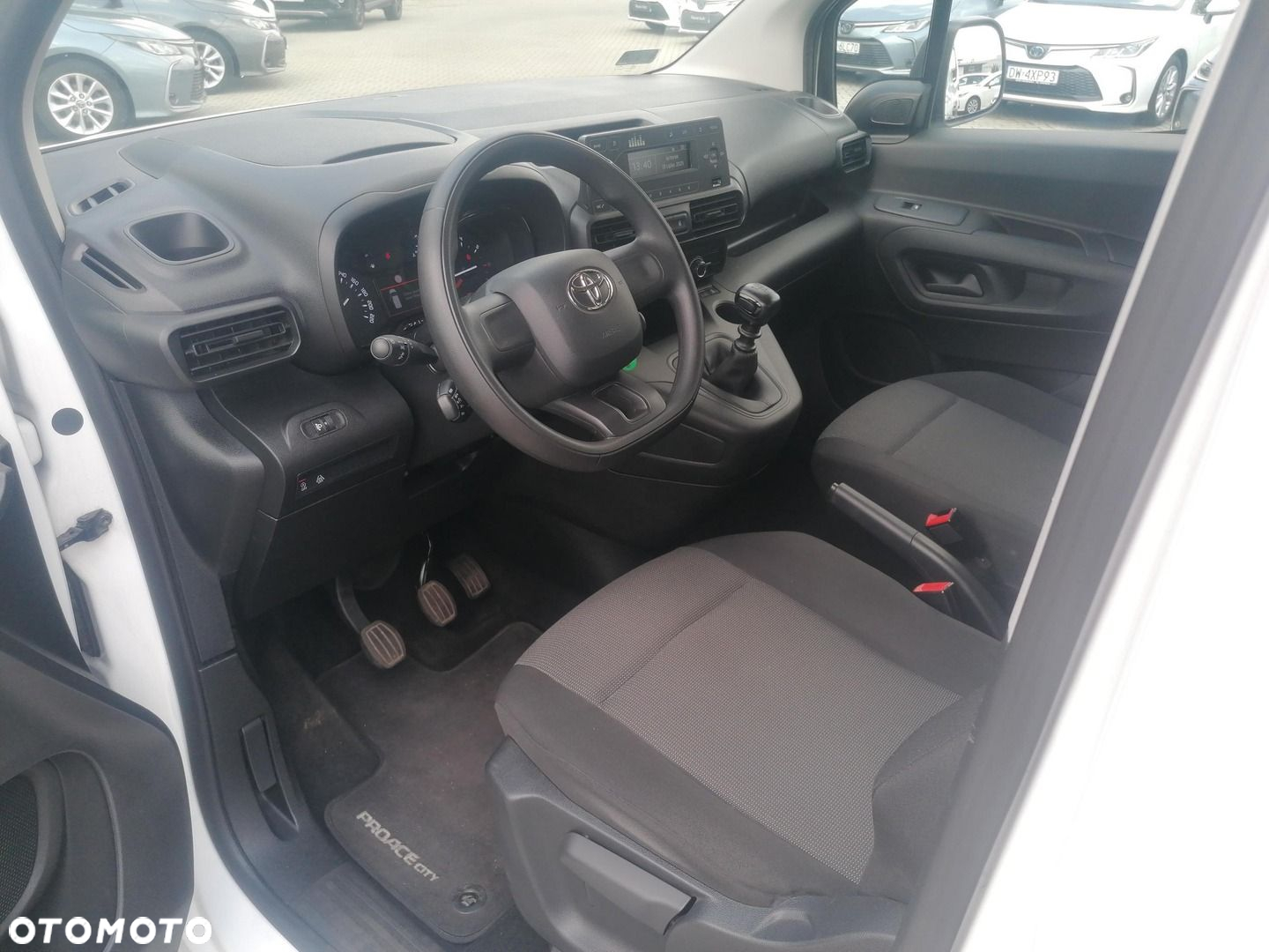 Toyota Proace City Verso 1.5 D-4D Combi - 12