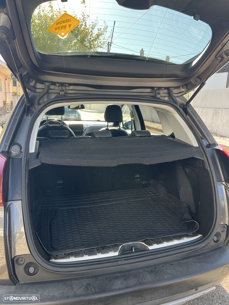 Peugeot 2008 1.2 PureTech Allure - 21