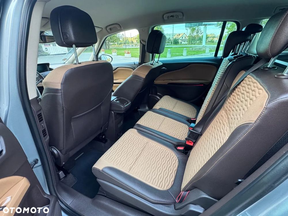 Opel Zafira Tourer 1.6 SIDI Turbo Innovation - 35