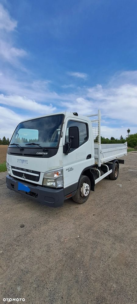 Mitsubishi Canter Fuso - 1