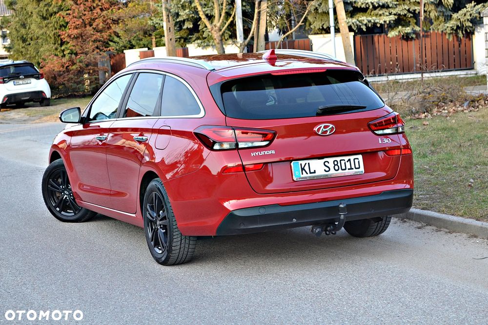 Hyundai i30 blue 1.6 CRDi Premium - 9