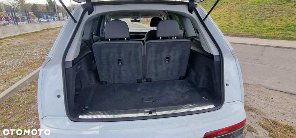 Audi Q7 50 TDI mHEV Quattro S Line Tiptr - 12