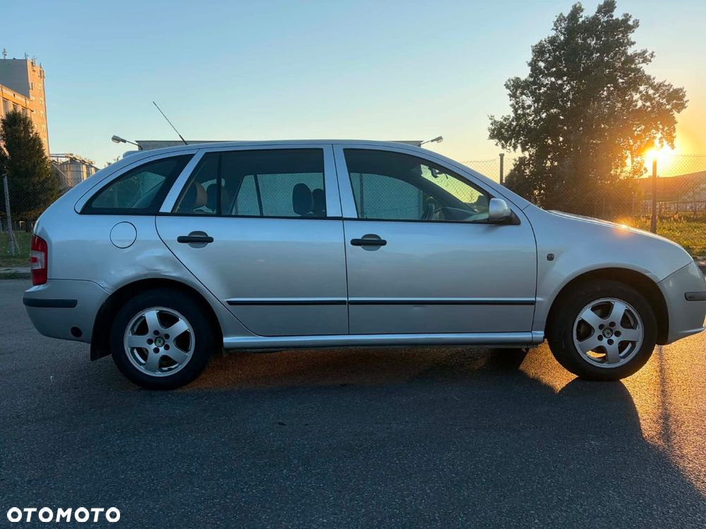 Skoda Fabia - 4