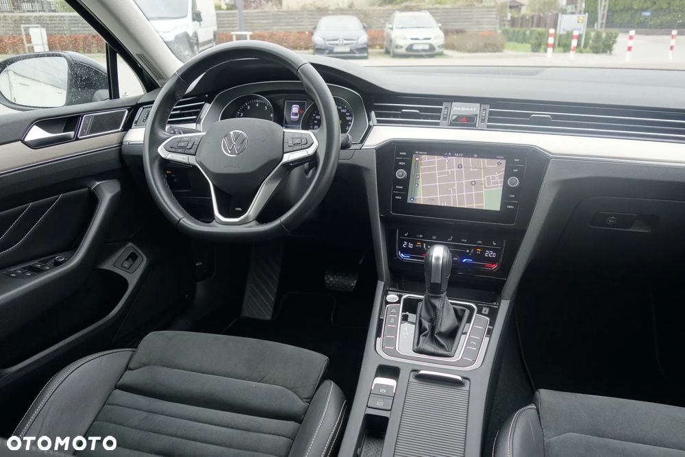 Volkswagen Passat 1.5 TSI EVO Elegance DSG - 10