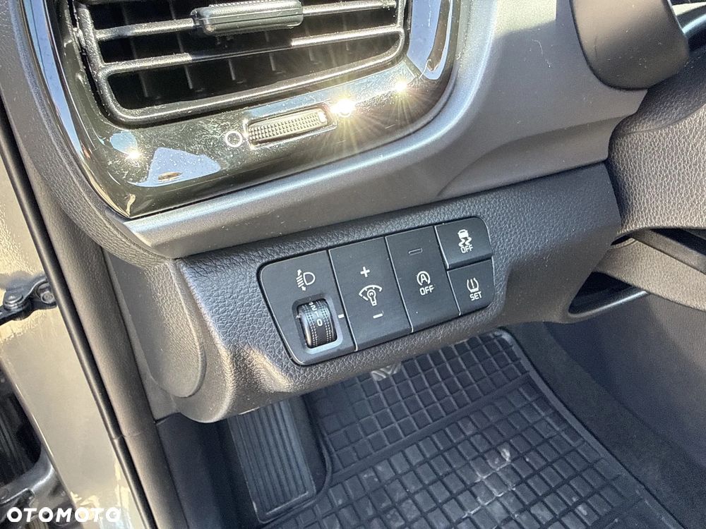 Kia Stonic 1.0 T-GDI MHEV L - 21