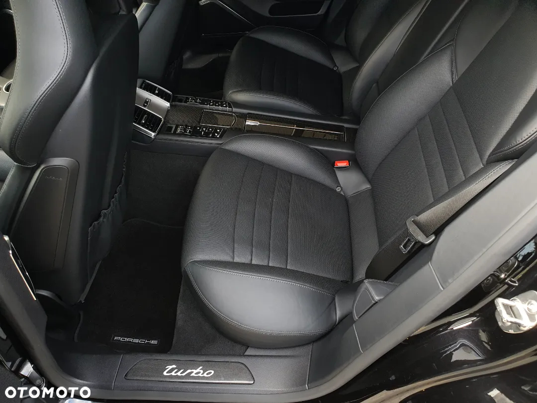 Porsche Panamera - 26