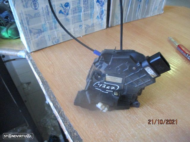 Fecho 3N6AA21812MF MAZDA 5 2006 FD 6 PINOS - 5