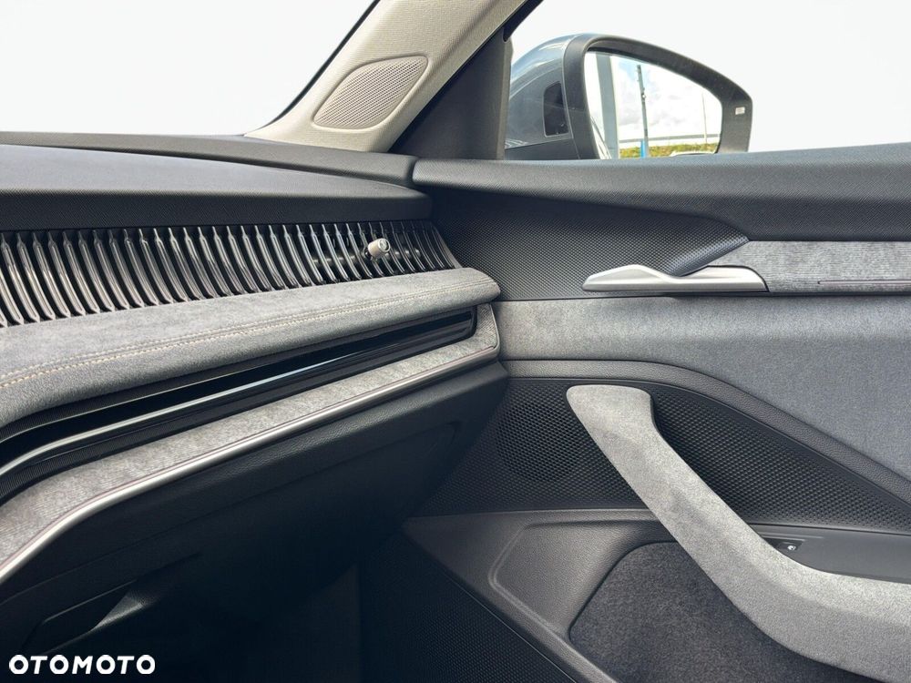Skoda Superb 2.0 TSI 4x4 Selection DSG - 25