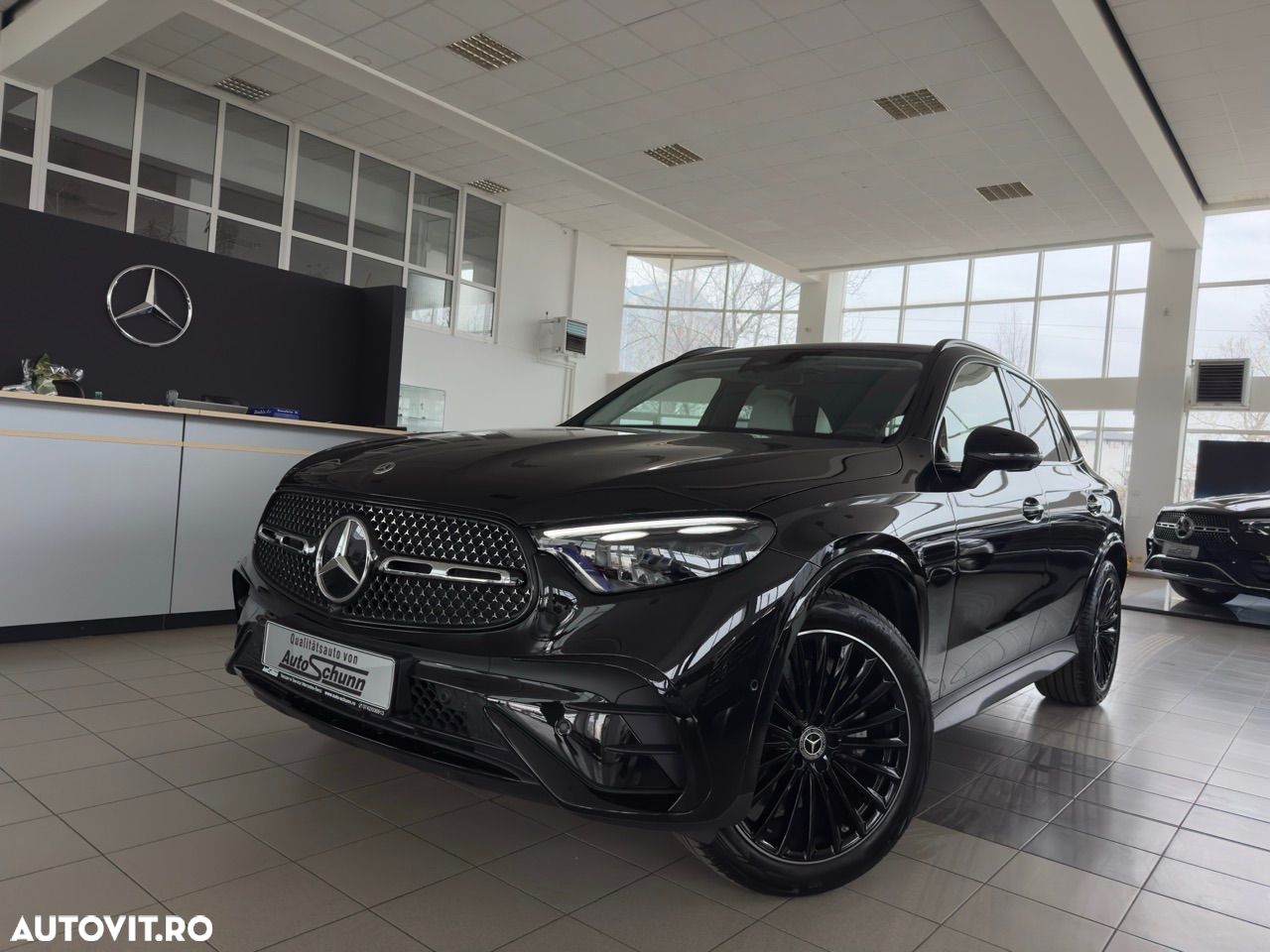 Mercedes-Benz GLC 200 4Matic 9G-TRONIC AMG Line Advanced - 1