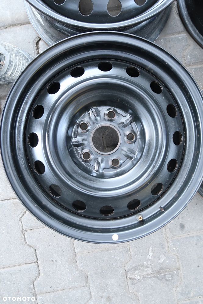 Felgi Stalowe Toyota Suzuki SX4 6,5x16et39 - 2