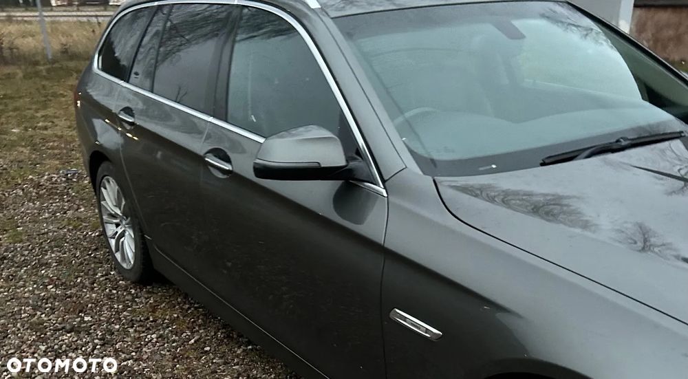 BMW Seria 5 530d xDrive Luxury Line - 3