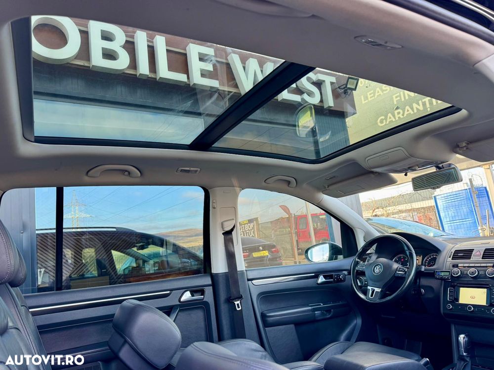 Volkswagen Touran 1.6 TDI DSG Highline - 19