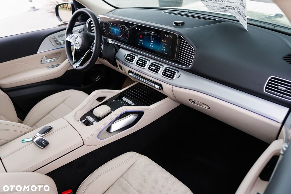 Mercedes-Benz GLE - 13