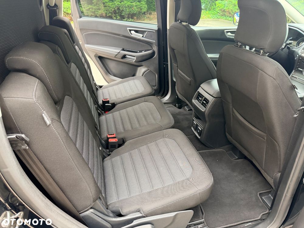 Ford S-Max - 26
