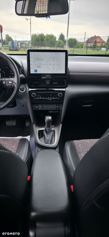 Toyota Yaris Cross - 25