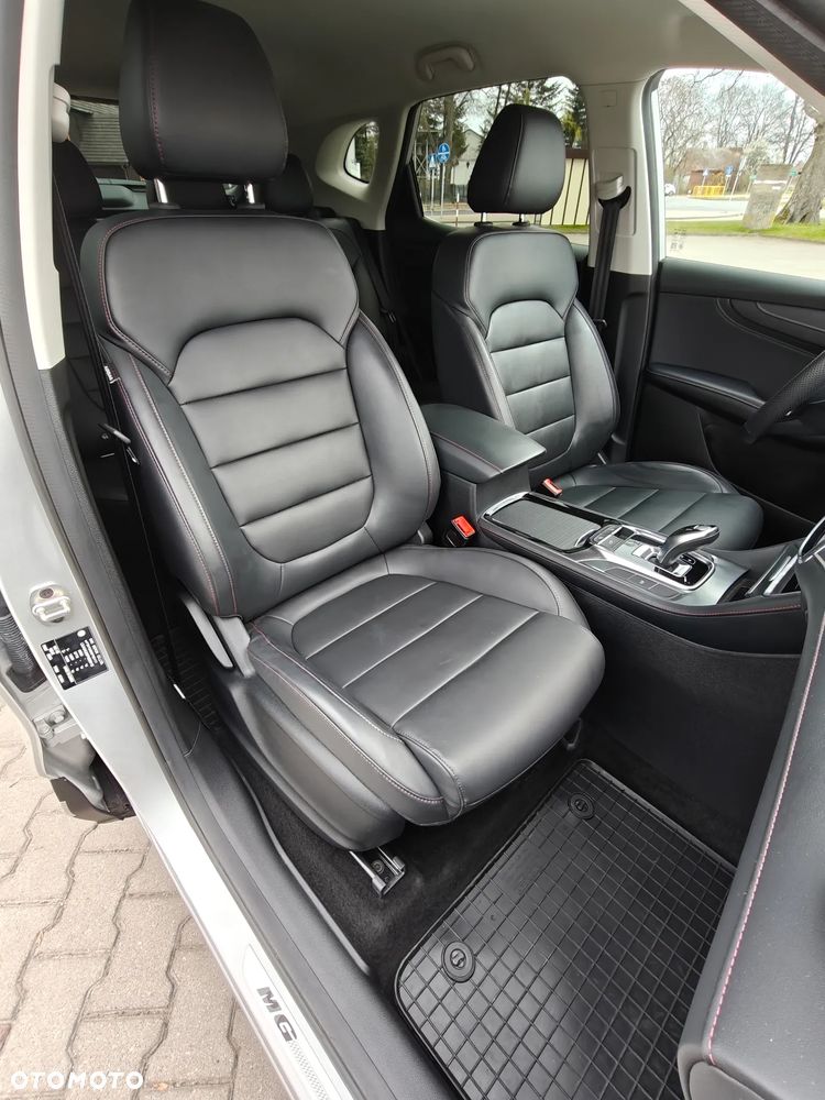 MG HS 1.5 T-GDI Excite DCT - 25