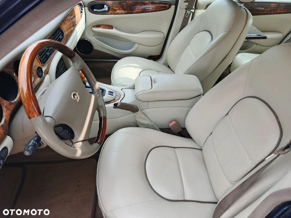 Jaguar XJ 4.0 Executive - 13
