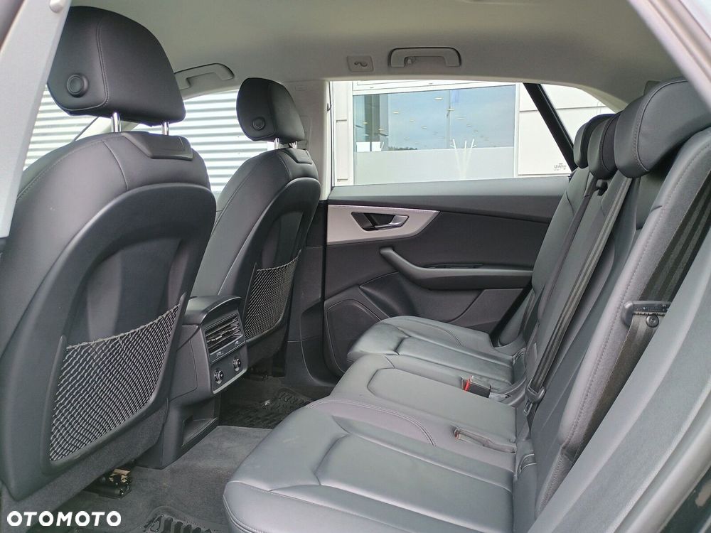 Audi Q8 - 13