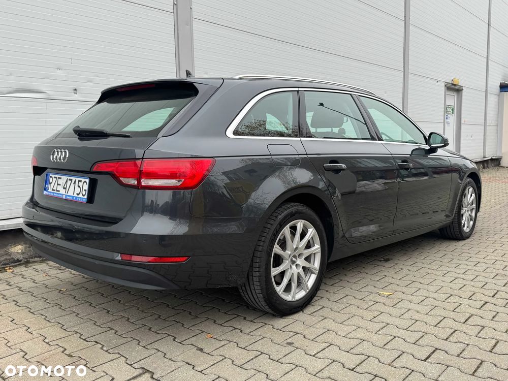 Audi A4 Avant 2.0 TDI S tronic - 8