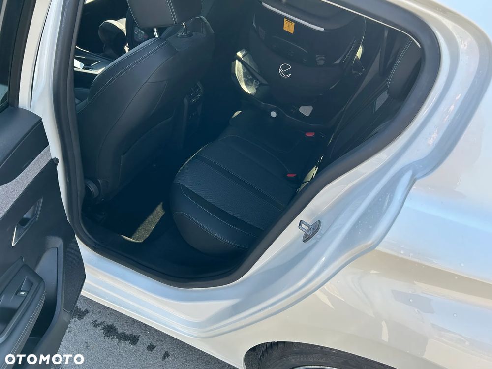 Peugeot 308 PureTech 130 EAT8 Allure Pack - 9