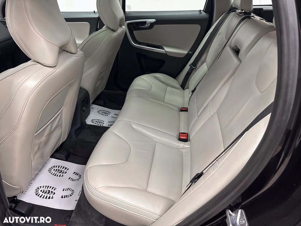 Volvo XC 60 D3 Ocean Race - 21