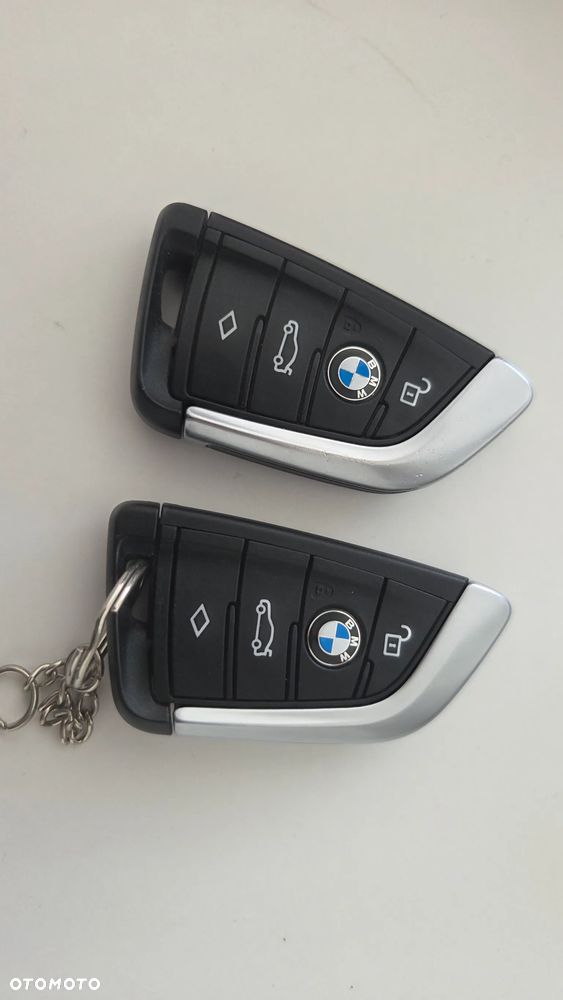BMW Seria 5 518d - 23