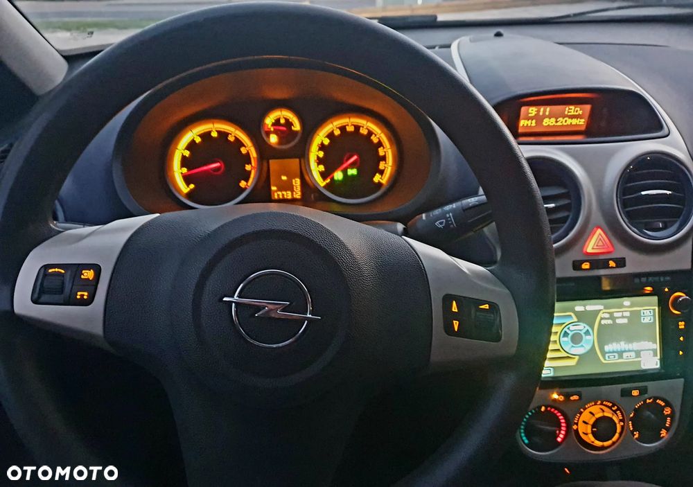 Opel Corsa - 8