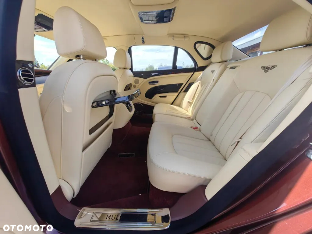 Bentley Mulsanne Speed - 28