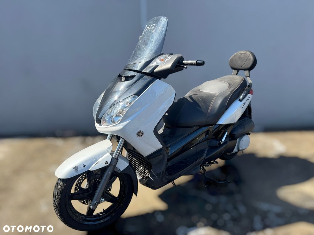 Yamaha X-max - 6