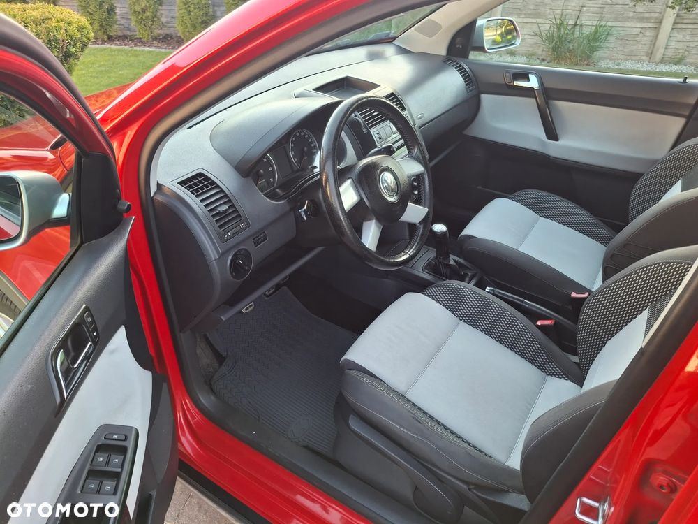 Volkswagen Polo Cross - 8