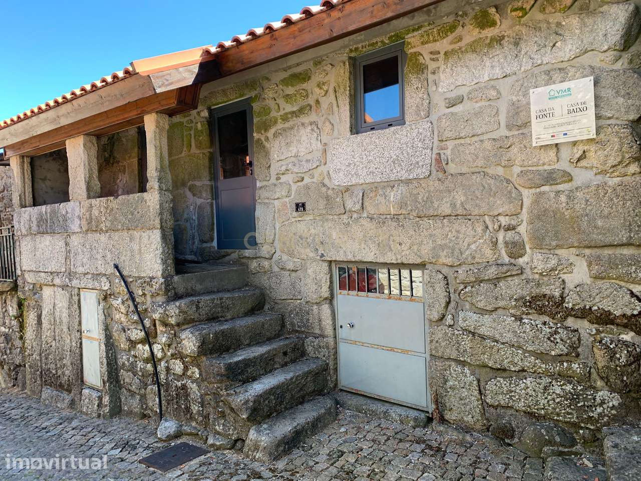 Casa em pedra na zona Gerês em fase final de acabamentos - Grande imagem: 5/14