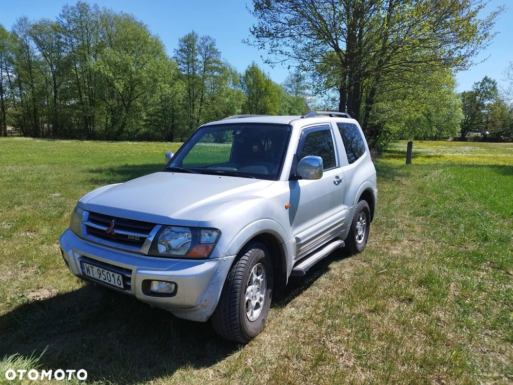 Mitsubishi Pajero 3.2 DID 5os (lea) - 1