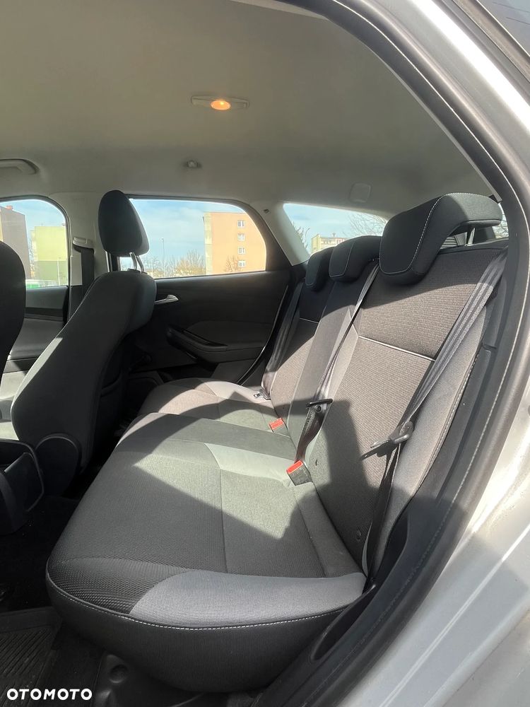 Ford Focus 1.6 TDCi DPF Start-Stopp-System SYNC Edition - 8