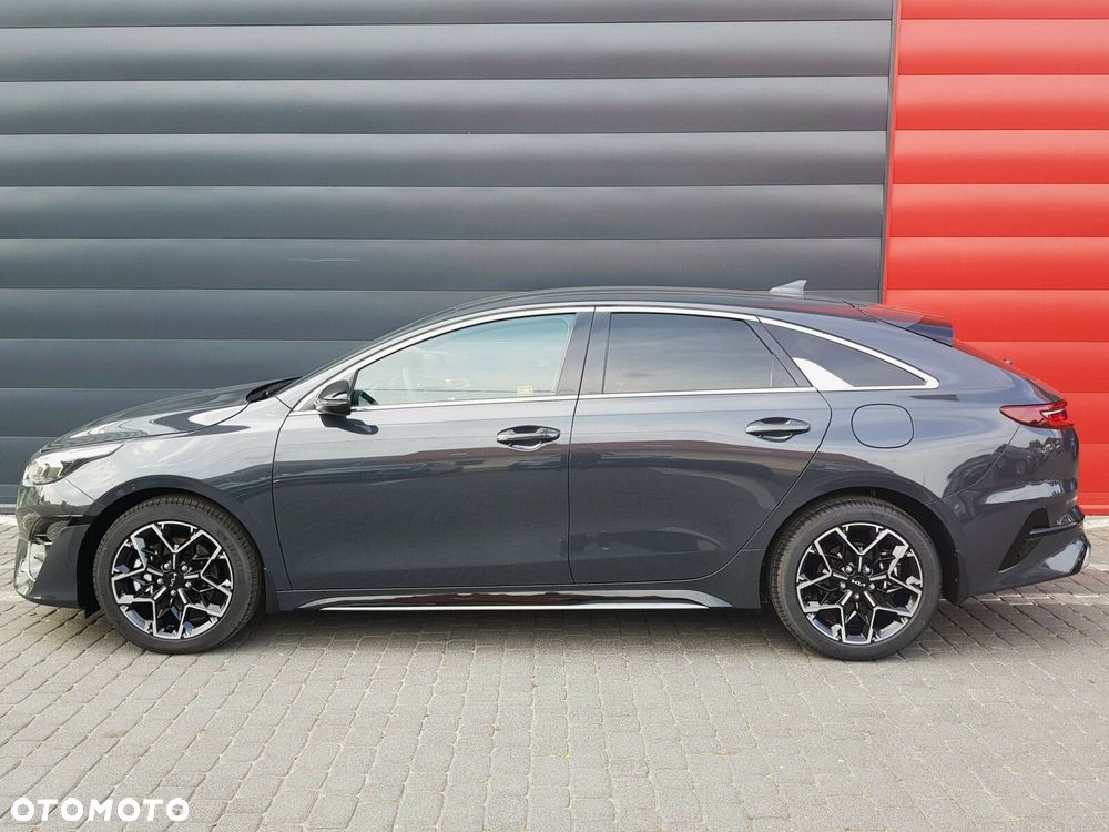 Kia ProCeed - 7