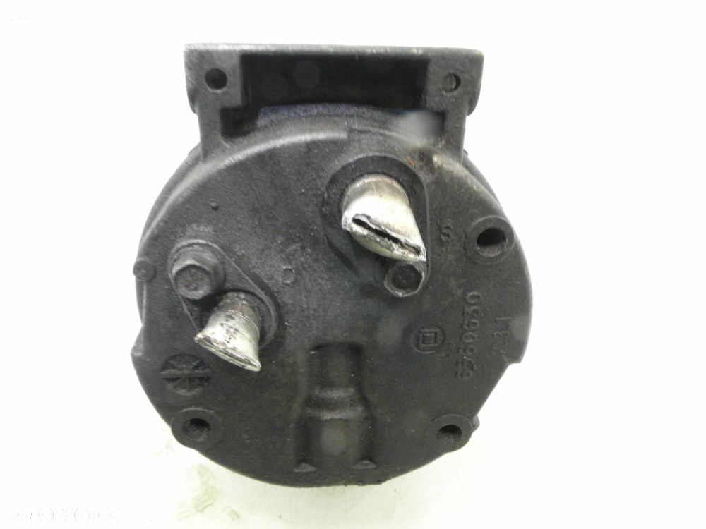 KOMPRESOR KLIMATYZACJI RENAULT MEGANE I FL KOMBI 1.9 dTi 7700105765 - 7