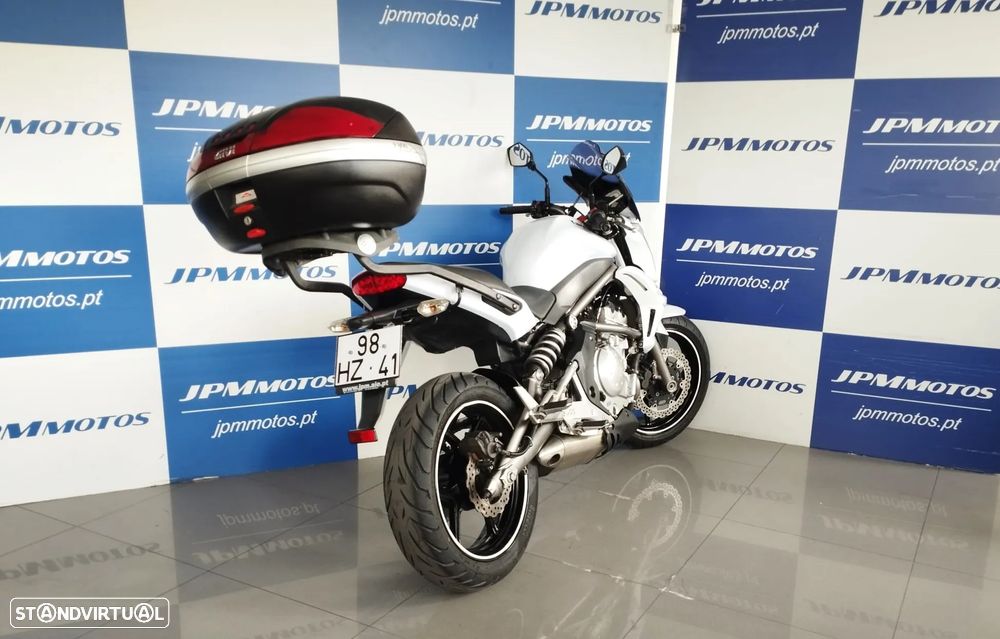 Kawasaki ER 6N - 6