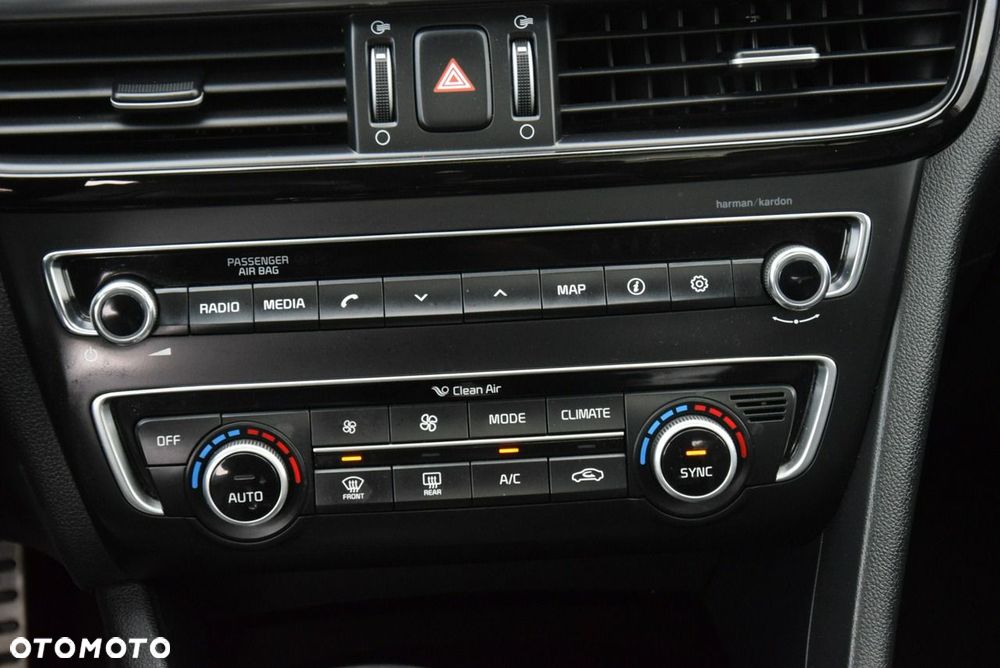 Kia Optima - 22