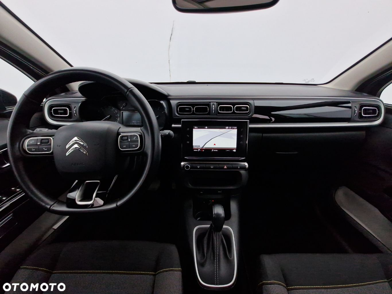 Citroën C3 1.2 PureTech Shine EAT6 - 19