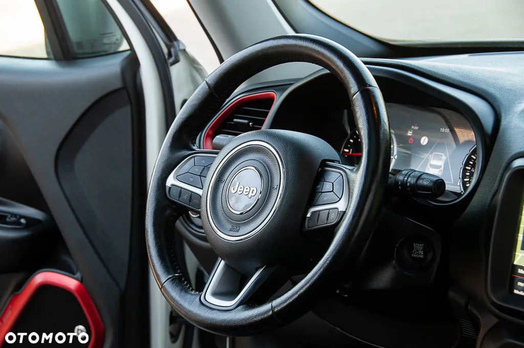 Jeep Renegade 2.0 MultiJet Trailhawk 4WD S&S - 31