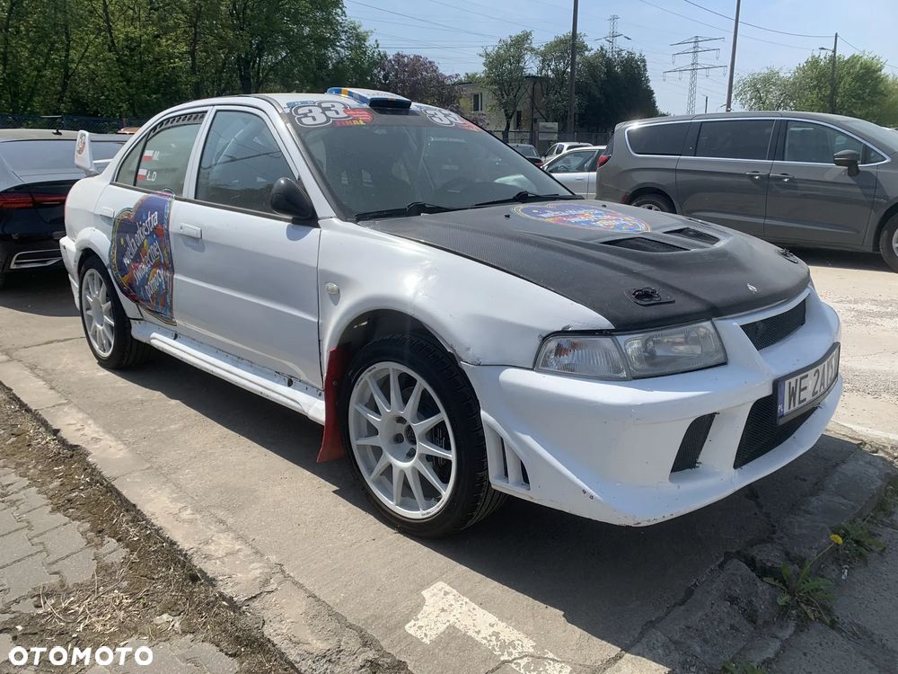 Mitsubishi Lancer - 2