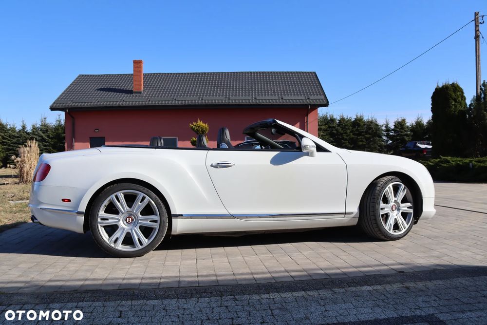 Bentley Continental GT V8 Convertible - 7
