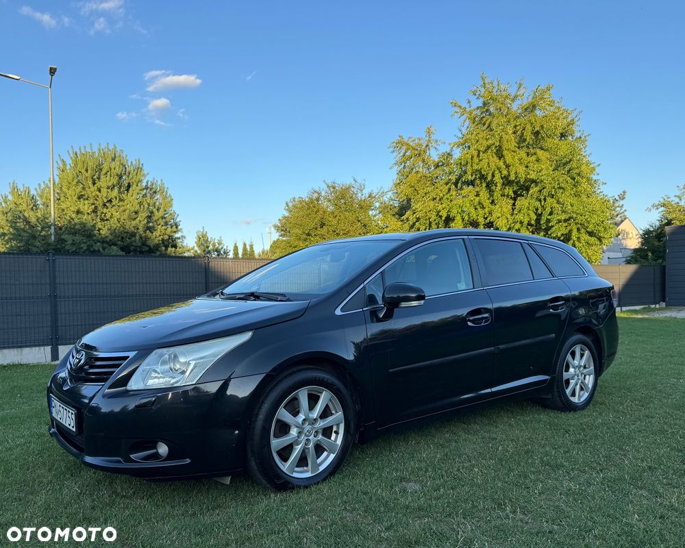 Toyota Avensis 2.2 D-4D Sol Plus - 2