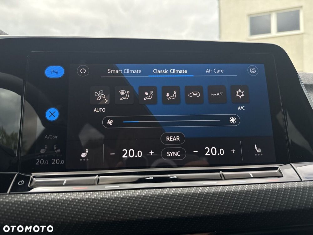 Volkswagen Golf 1.5 eTSI EVO R-Line DSG - 30