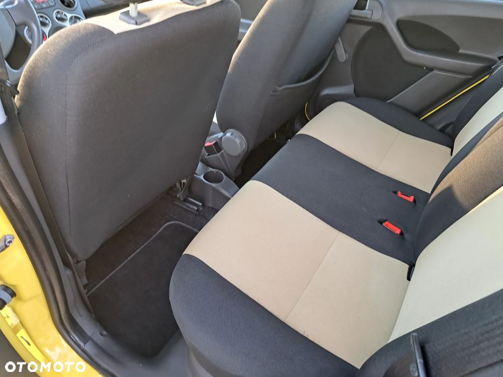 Fiat Panda 1.2 Emotion - 11