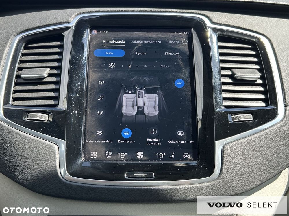 Volvo XC 90 - 21