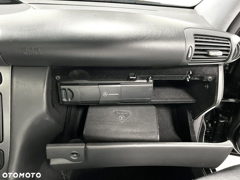 Mercedes-Benz Klasa C 32 AMG - 35