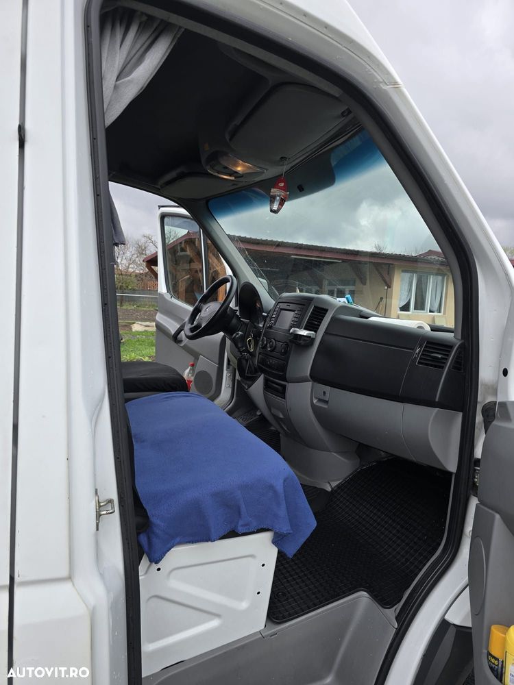 Mercedes-Benz SPRINTER - 14